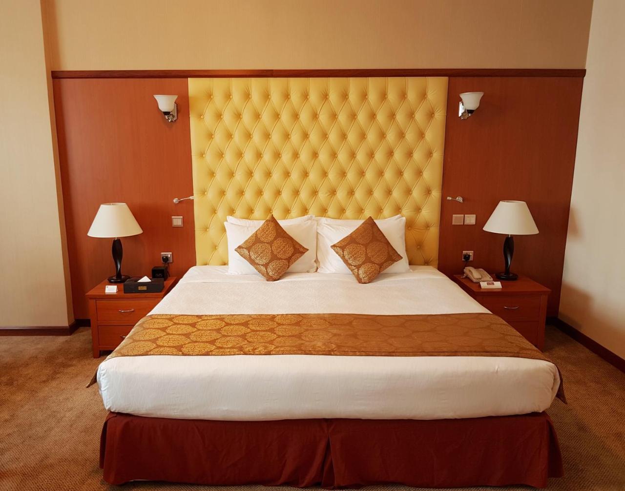 Hotel Al Jawhara Gardens Dubai